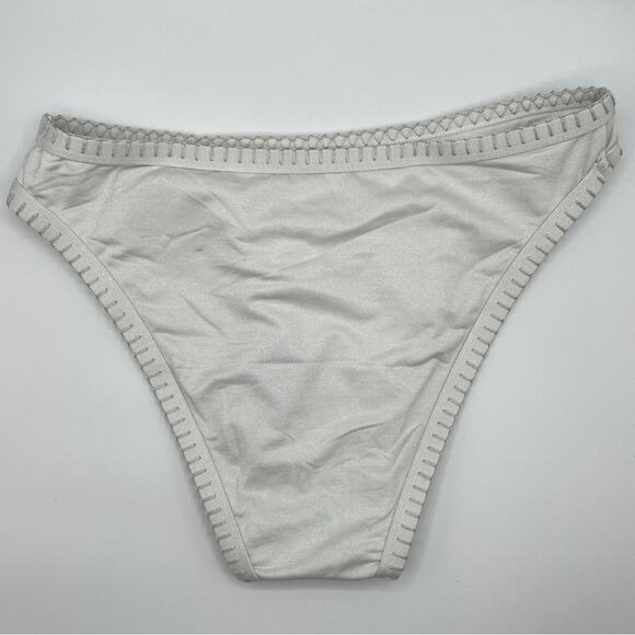 Cupshe | NEW High Waist Bikini Bottom White Neutral Trimmed Coverage XS - Picture 6 of 9